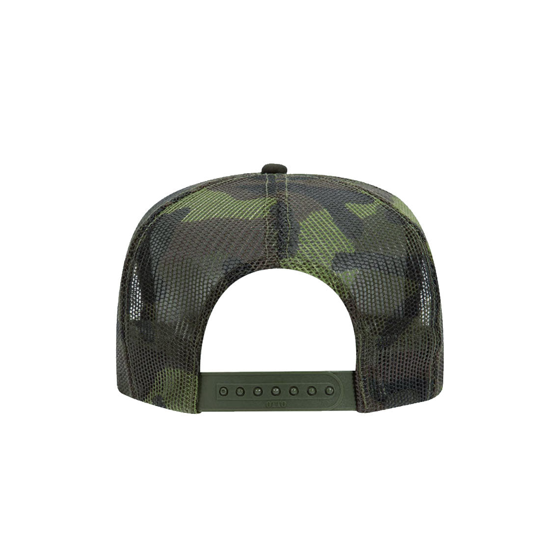 STORM CURVED BILL TRUCKER HAT IN CAMO