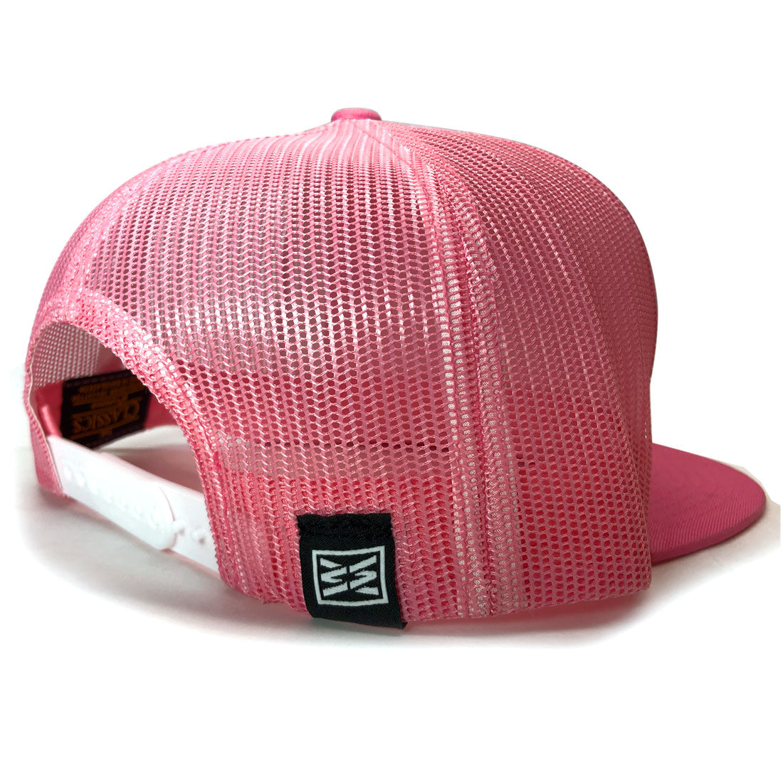 STREAM FLAT BILL TRUCKER HAT IN PINK