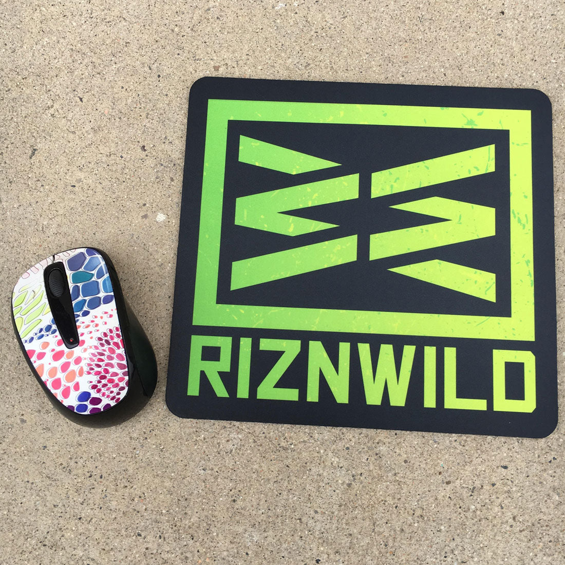 RIZNWILD | bright green mousepad, (mouse not included)